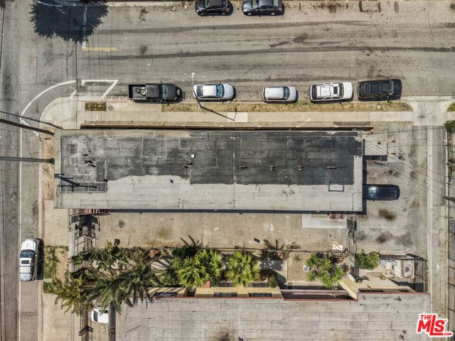 7427 S Figueroa Street, Los Angeles, CA 90003