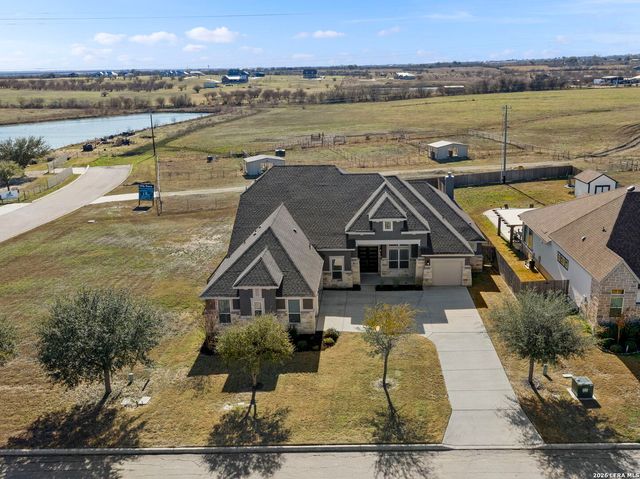 3314 Jons Way, Marion, TX 78124