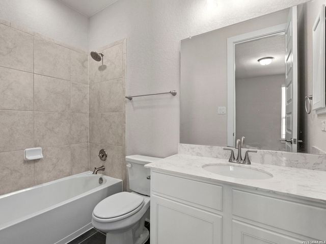 3314 Jons Way, Marion, TX 78124