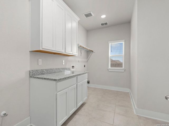 3314 Jons Way, Marion, TX 78124