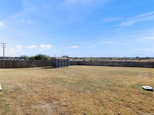 3314 Jons Way, Marion, TX 78124