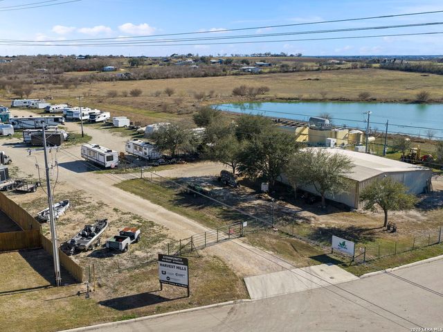 3314 Jons Way, Marion, TX 78124