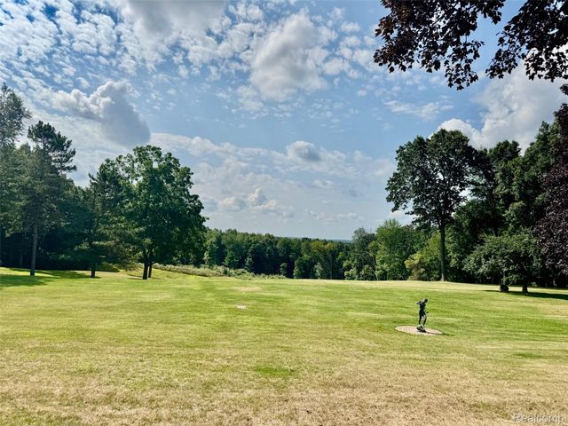 2250 E Dryden Road, Metamora Township, MI 48455