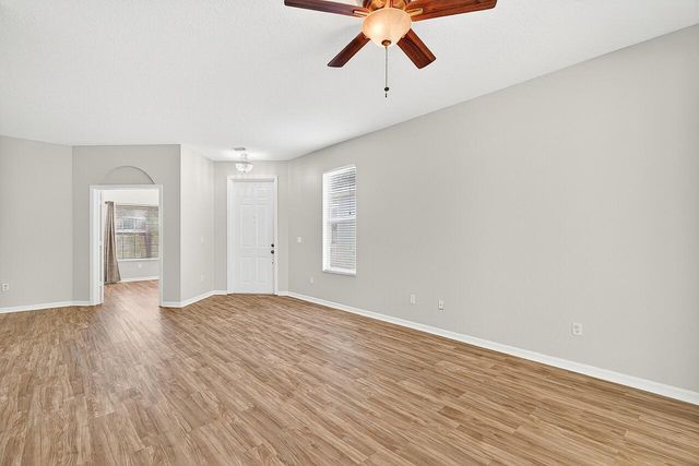 313 SW Perdido Key Street, Port St Lucie, FL 34986