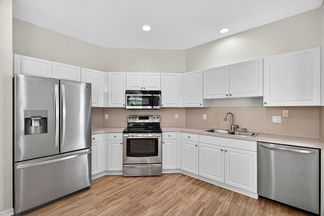 313 SW Perdido Key Street, Port St Lucie, FL 34986