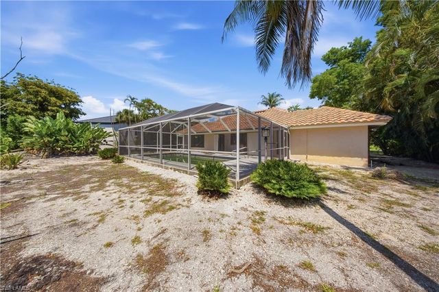 1323 Par View DR, Sanibel, FL 33957