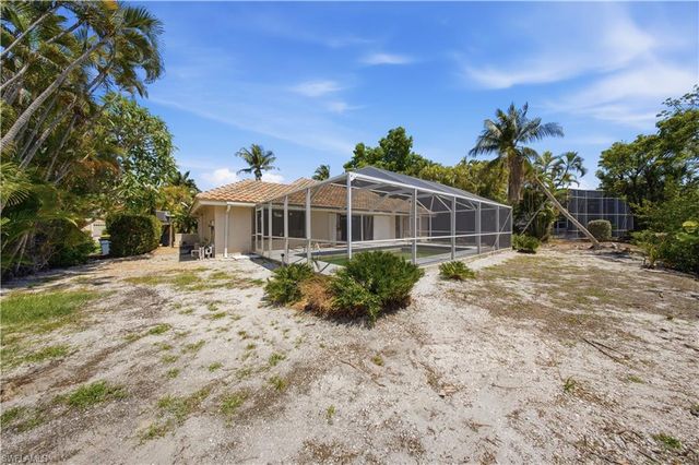 1323 Par View DR, Sanibel, FL 33957