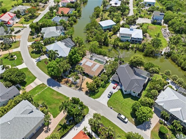 1323 Par View DR, Sanibel, FL 33957
