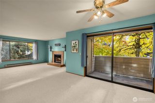 9512 1st Avenue NE #301, Seattle, WA 98115