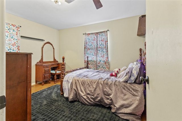 702 E Arlington Avenue, Weatherford, OK 73096