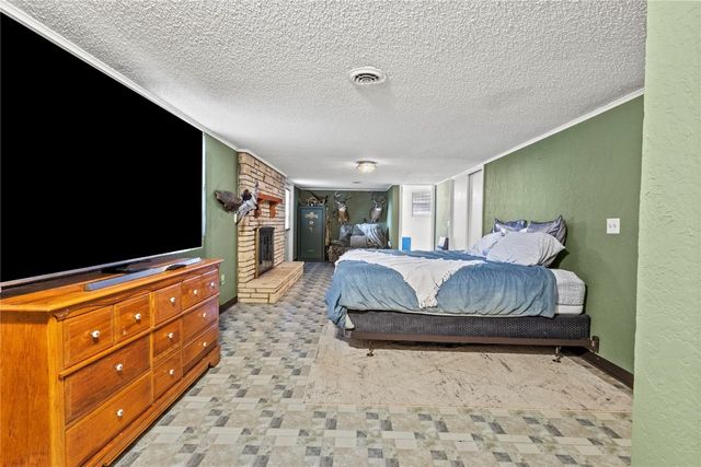 702 E Arlington Avenue, Weatherford, OK 73096