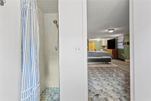 702 E Arlington Avenue, Weatherford, OK 73096