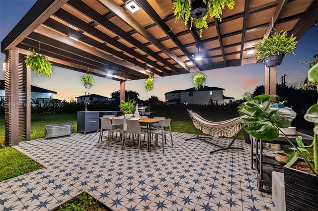 5000 SW 159th Ave, Southwest Ranches, FL 33331