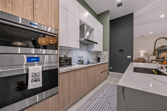 5000 SW 159th Ave, Southwest Ranches, FL 33331