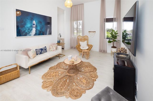 5000 SW 159th Ave, Southwest Ranches, FL 33331