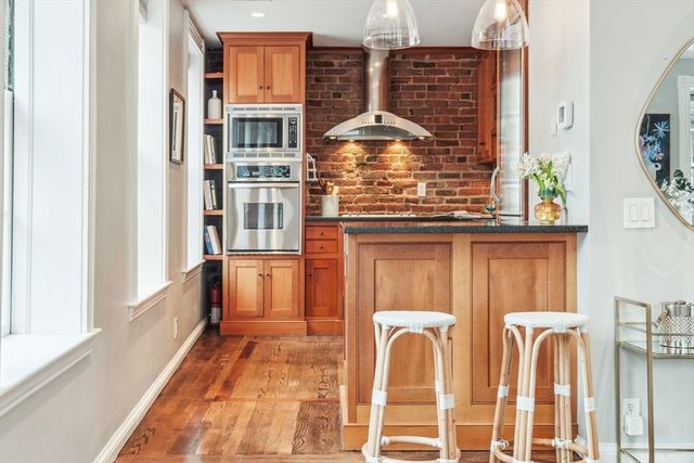 61 Revere Street 3, Boston, MA 02114