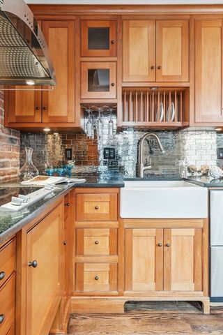 61 Revere Street 3, Boston, MA 02114