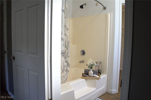 116 Homewood Rd, Parkersburg, WV 26101