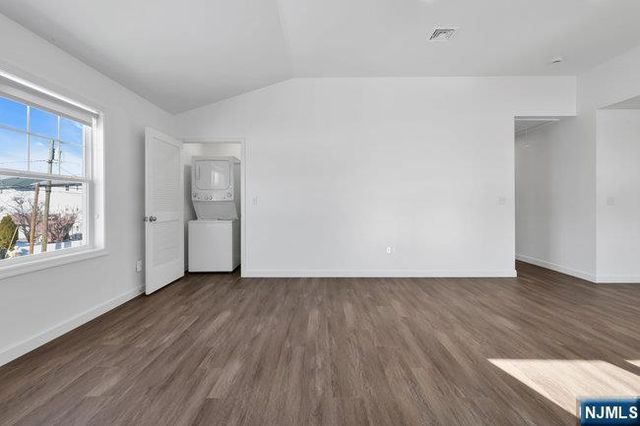 6 Rossi Court 1, South Hackensack, NJ 07606