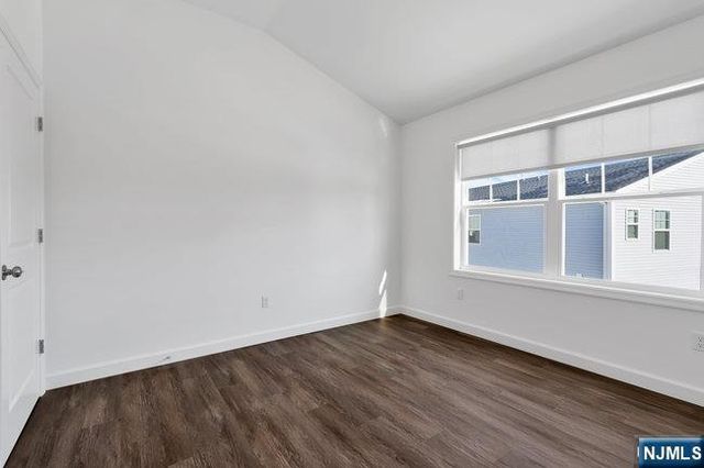 6 Rossi Court 1, South Hackensack, NJ 07606