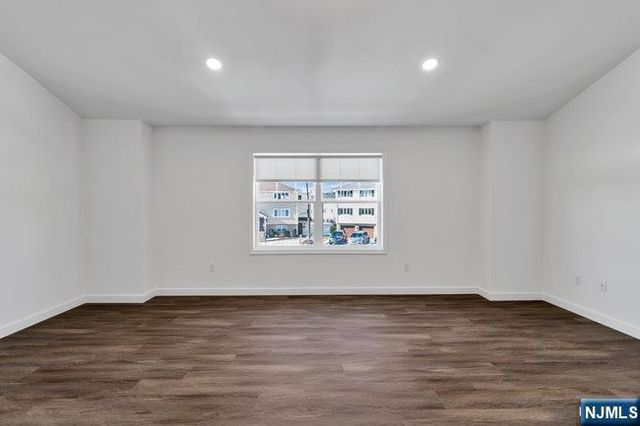 6 Rossi Court 1, South Hackensack, NJ 07606