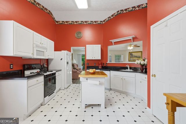 511 Carrington Court, Canton, GA 30115