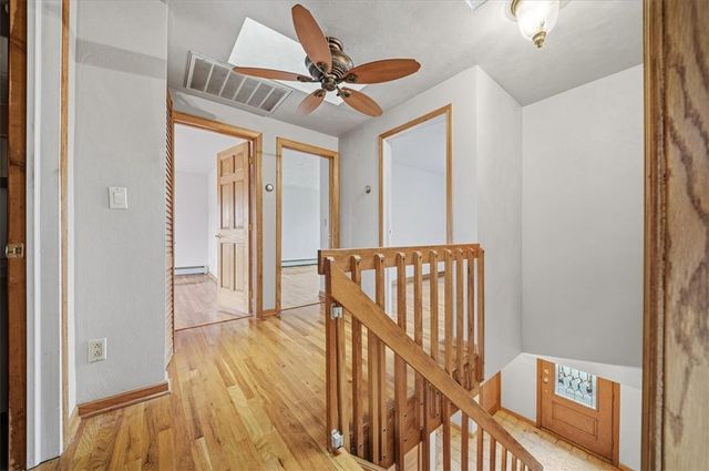 221 Summit Dr, Harrison Twp, PA 15065