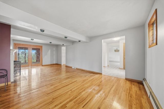 221 Summit Dr, Harrison Twp, PA 15065