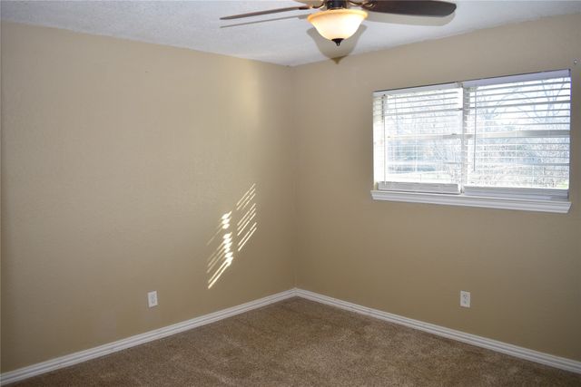 1207 E Fitzgerald Street, Bangs, TX 76823