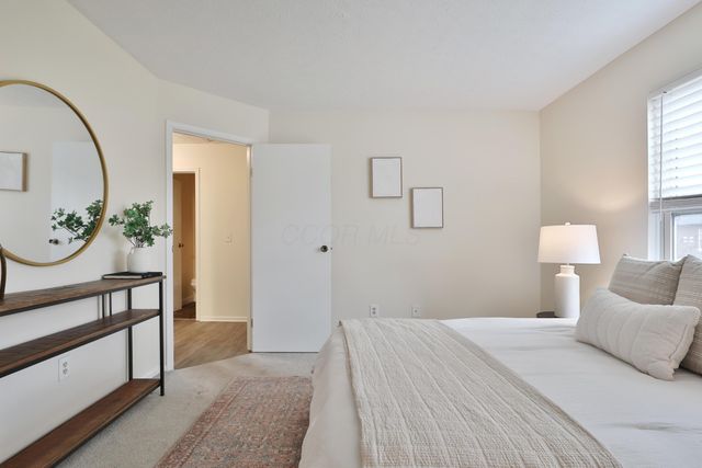 2667 Trottersway Drive, Columbus, OH 43235