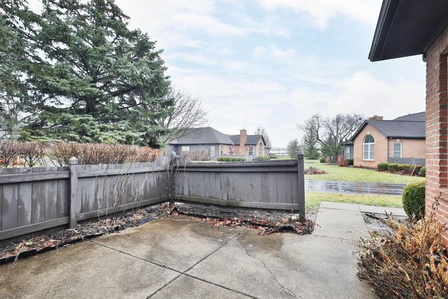 2667 Trottersway Drive, Columbus, OH 43235