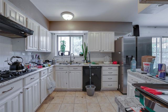 7001 Overhill Road, Fort Worth, TX 76116