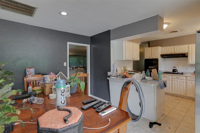7001 Overhill Road, Fort Worth, TX 76116