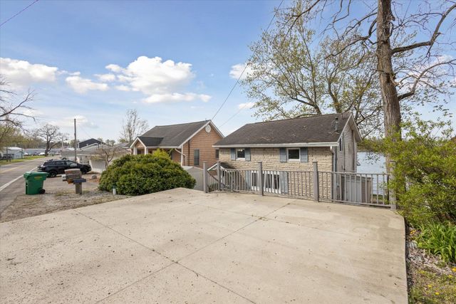 68430 Dailey Road, Ontwa Twp, MI 49112