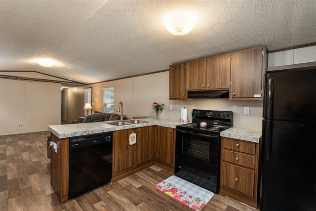 237 Wildwind Street, Gun Barrel City, TX 75156