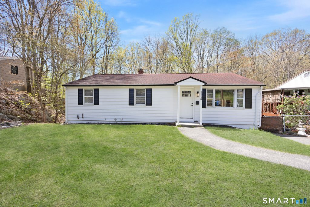 175 Devonwood Drive, Waterbury, CT 06708