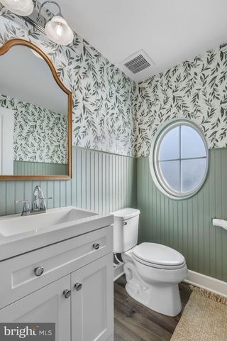 8762 ELSING GREEN DR, Manassas, VA 20112