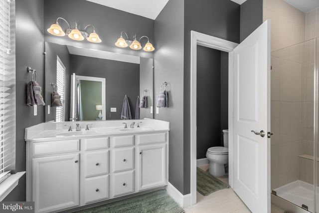 8762 ELSING GREEN DR, Manassas, VA 20112