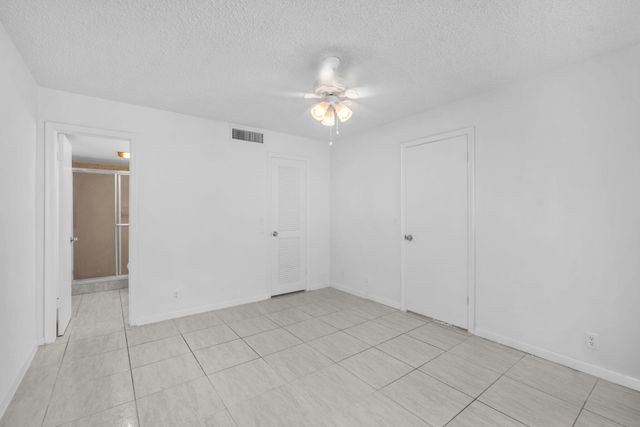 4090 Tivoli Court 107, Lake Worth, FL 33467