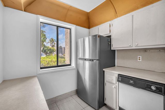 4090 Tivoli Court 107, Lake Worth, FL 33467