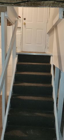 8110 Chalmers Avenue, Warren, MI 48089