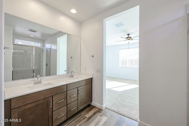 7591 W Honeysuckle Drive, Peoria, AZ 85383