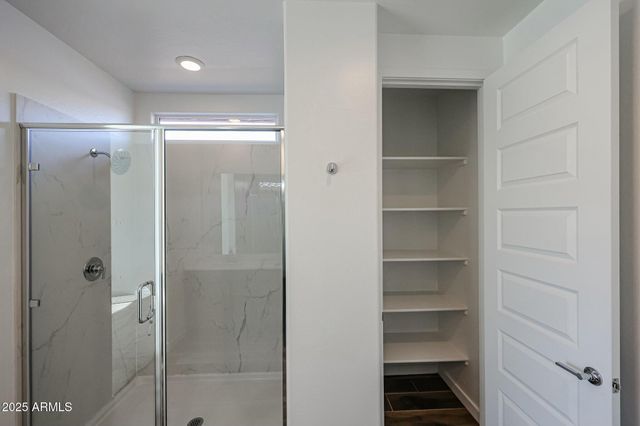 7591 W Honeysuckle Drive, Peoria, AZ 85383