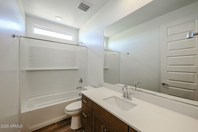 7591 W Honeysuckle Drive, Peoria, AZ 85383