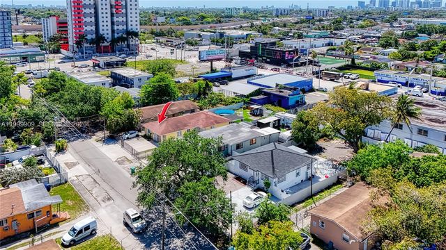 760 NW 80th St A, Miami, FL 33150