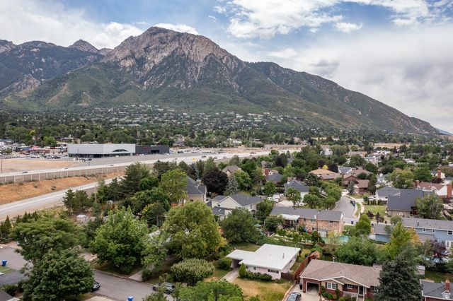 3376 E BIRCH CIR, Salt Lake City, UT 84124