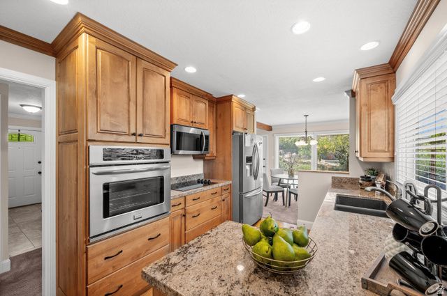 3376 E BIRCH CIR, Salt Lake City, UT 84124