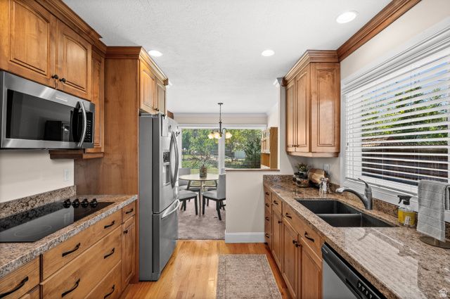 3376 E BIRCH CIR, Salt Lake City, UT 84124