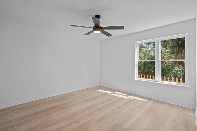 236 Nesmith Avenue, St Augustine, FL 32084