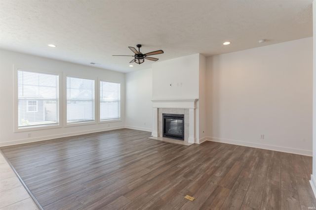 3090 Limestone Court, Newburgh, IN 47630